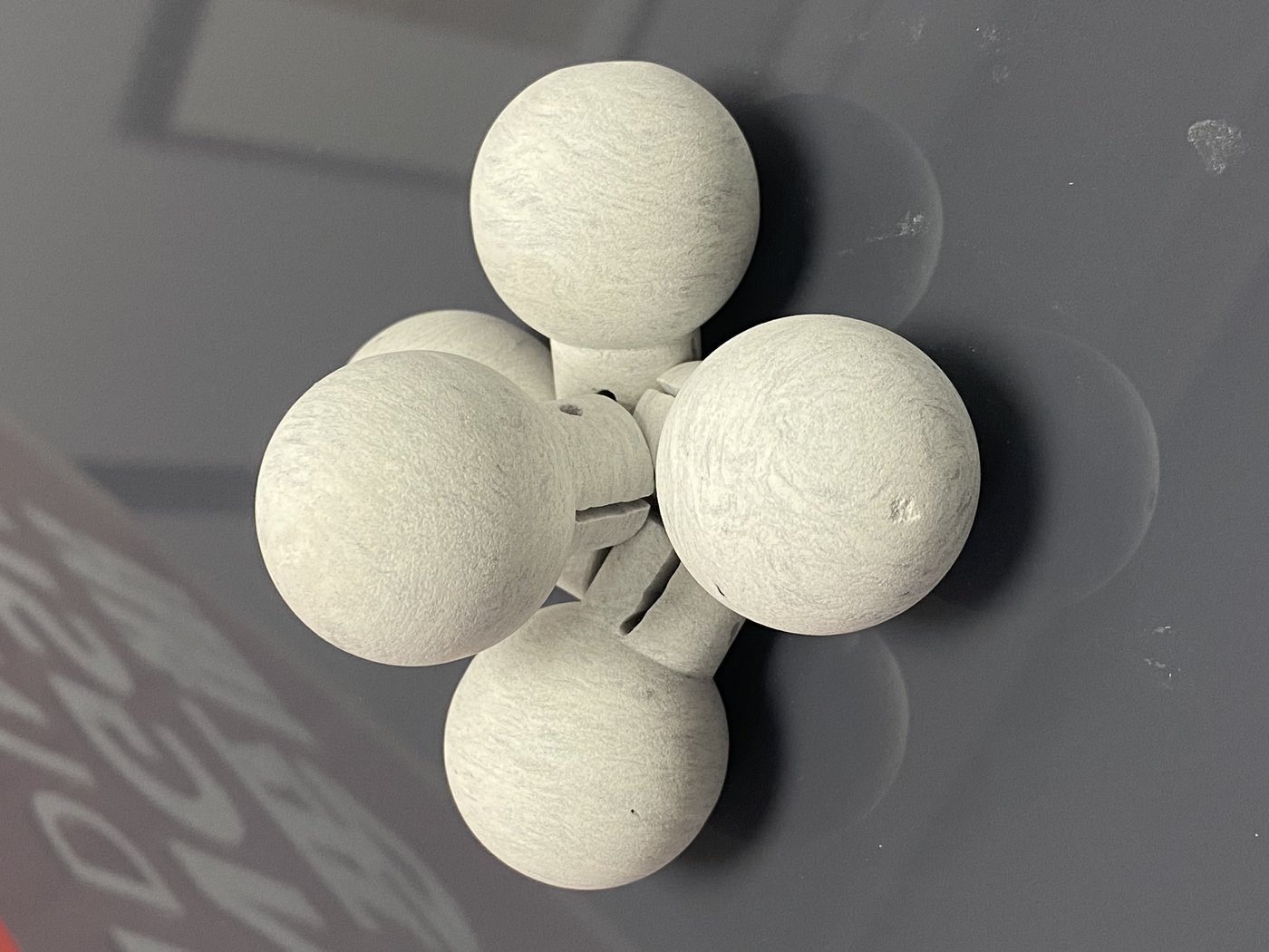 不粘鋁硅酸鈣球體部件